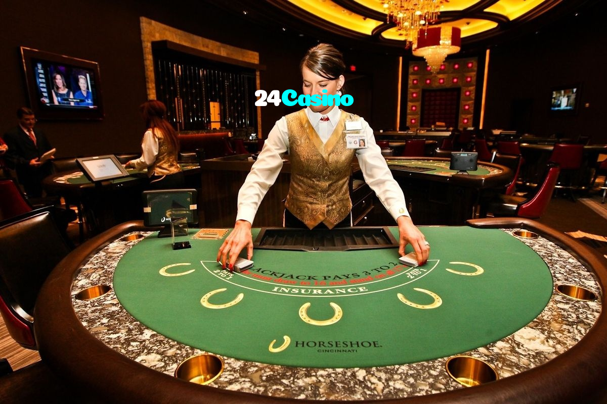 24Casino خوش آمدید بونس +600% پیشکش موبائل ایپ کے پروموشن سیکشن میں دکھائی دیتی ہے۔